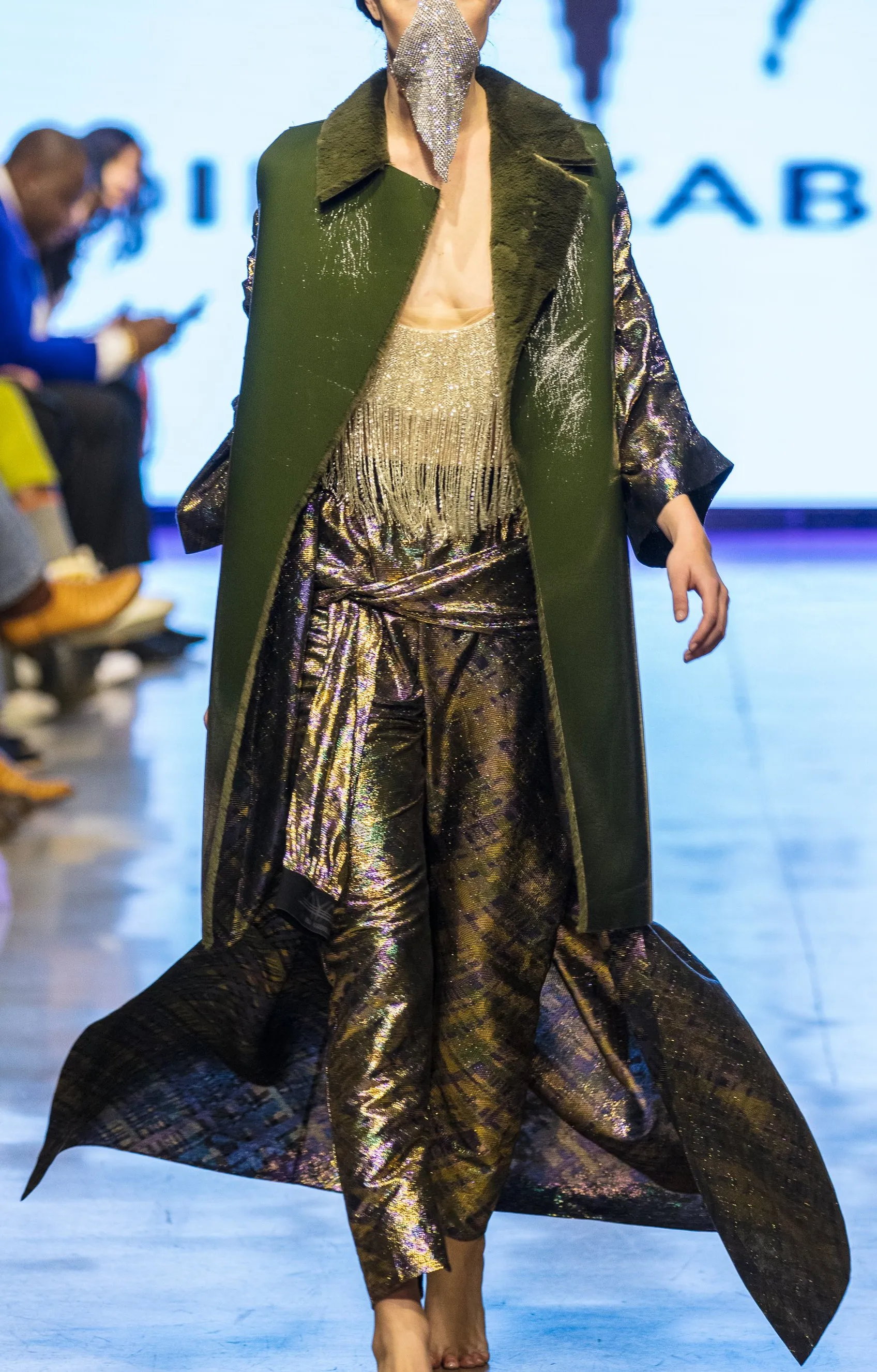 LOOK XXIII