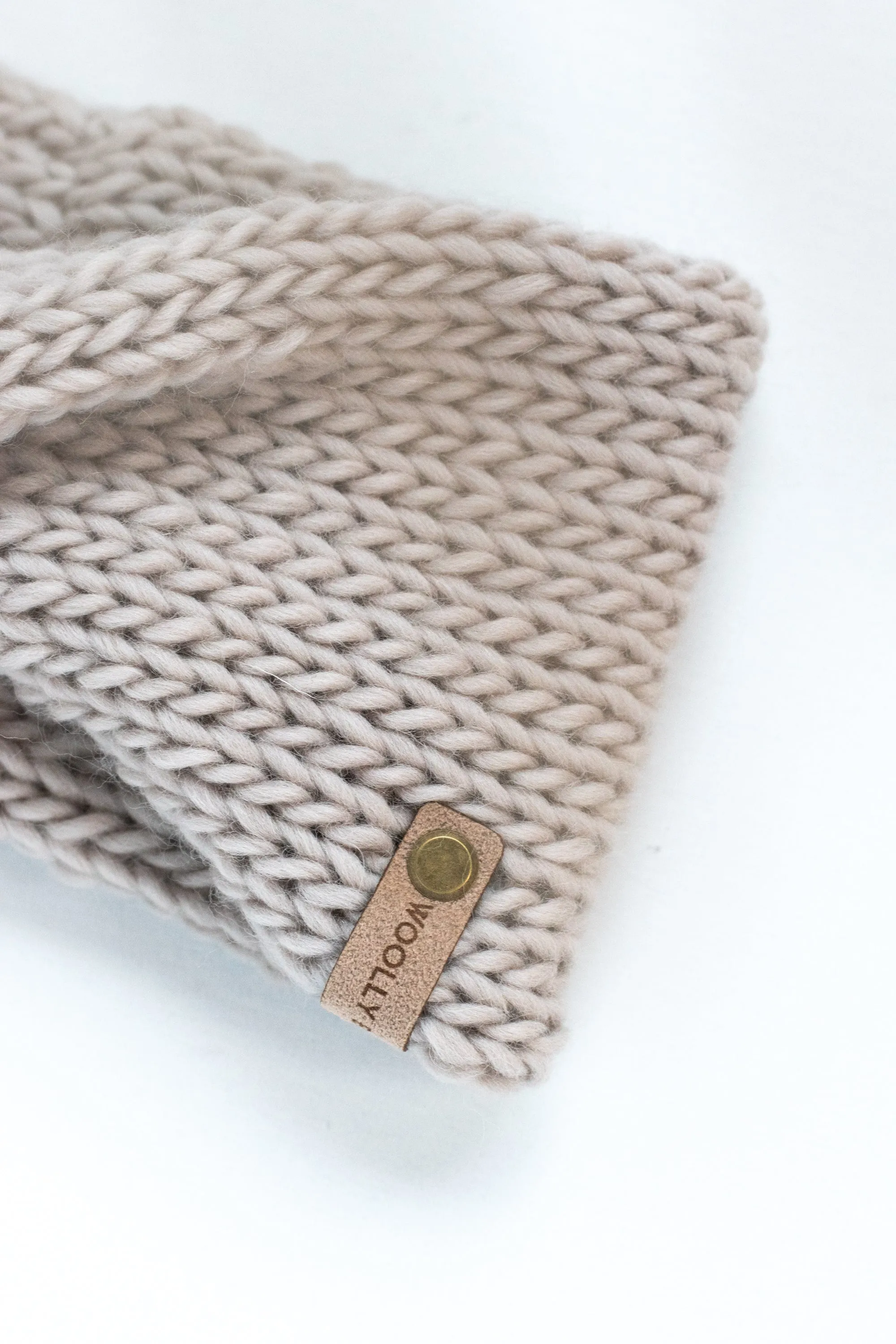 Pearl Gray Peruvian Wool Knit Hand Headband