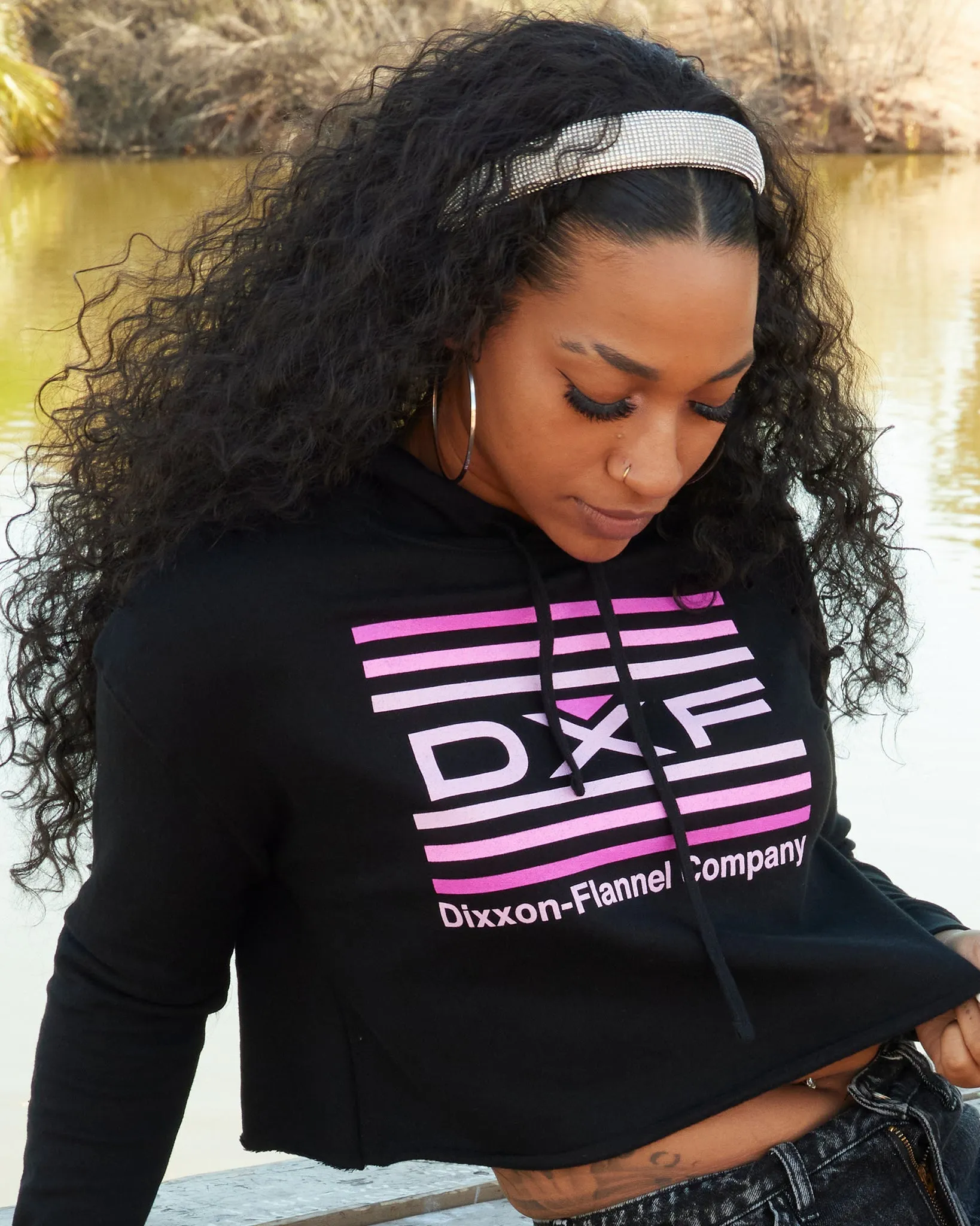 Women's Streamline Crop Pullover Hoodie - Pink